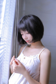粉嫩入口处粗黑进进出出绿帽